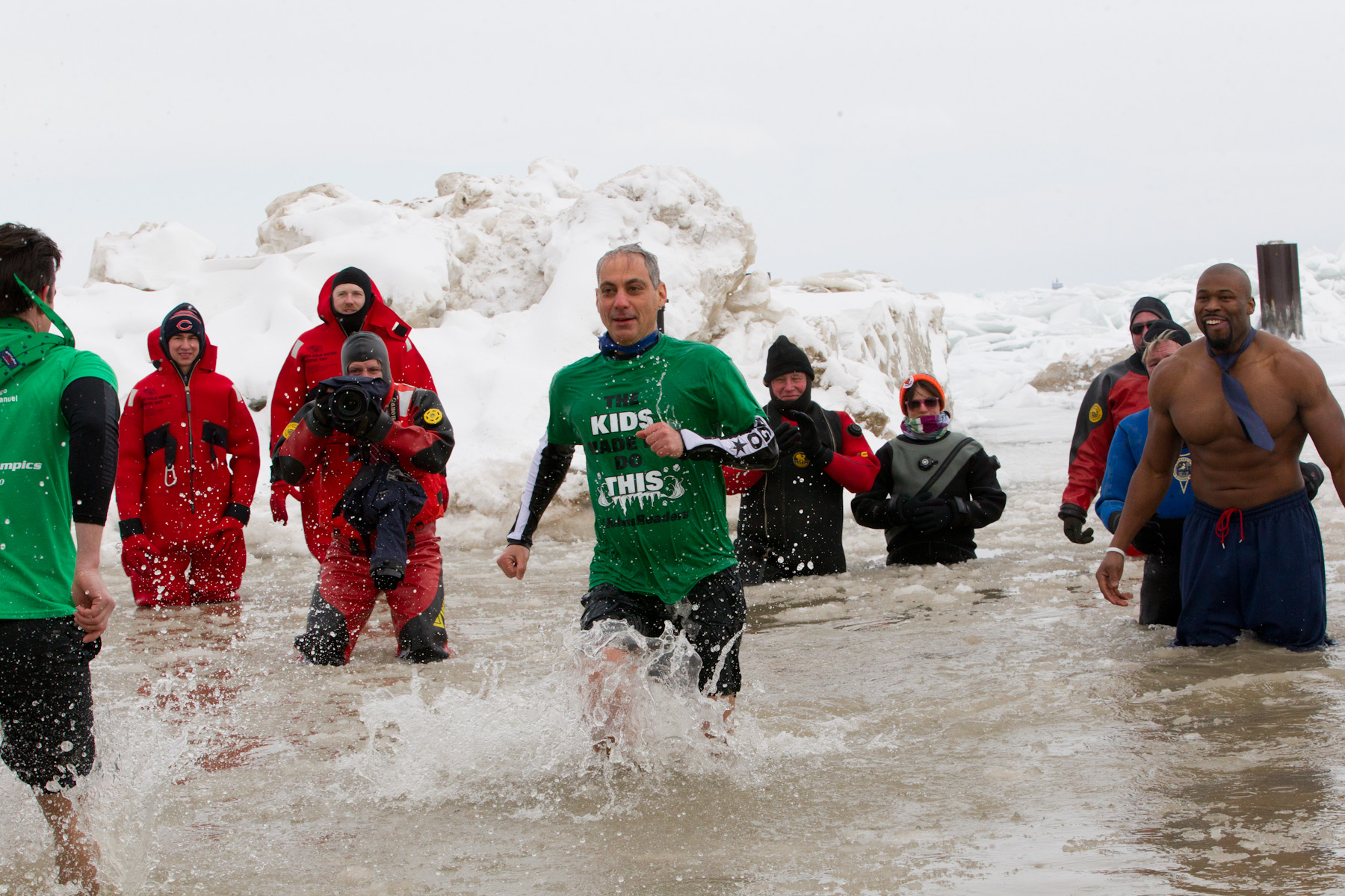 Mayor Rahm Emanuel participates in the Polar Plunge